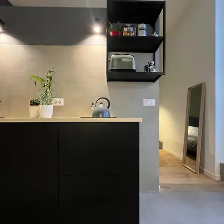 Apartment Concrete Museo Neapel